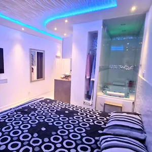 Centre Meuble Avec Jacuzzi Bron